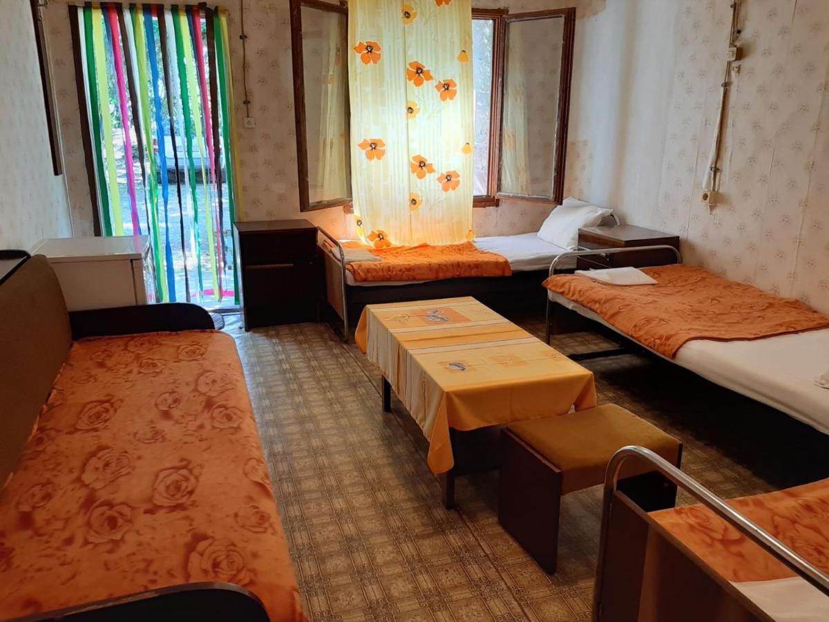 Campsite бунгала,, металик,, Shkorpilovtsi